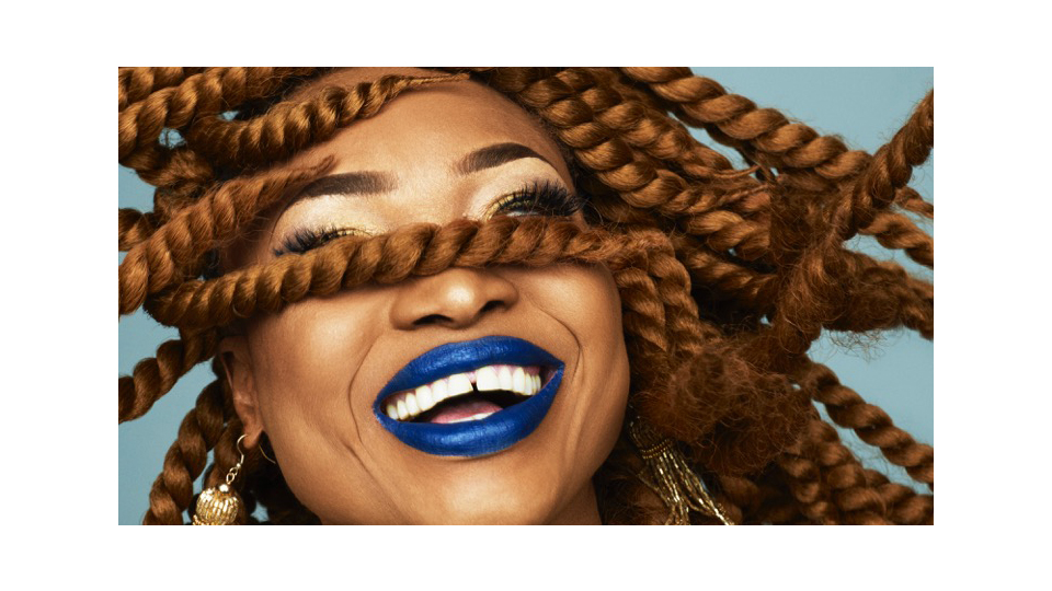 Oumou Sangaré. photo Benoit Peverelli