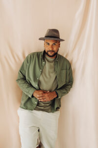 Krullmag. German documentary filmmaker Jermain Raffington